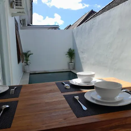 Fidelino Villa - Peace And Cool Lush Trees-2
