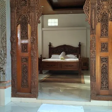 Uma Pejeng-3
