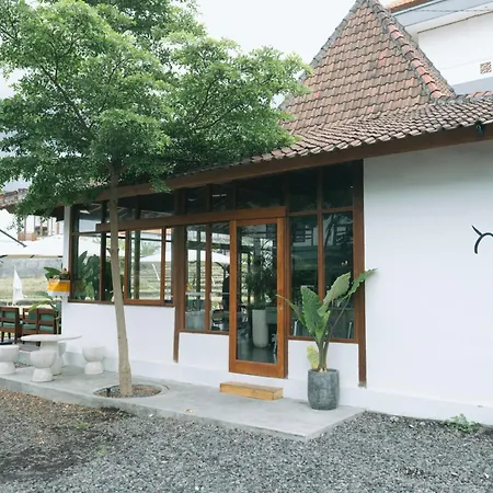 Backyard Canggu-2
