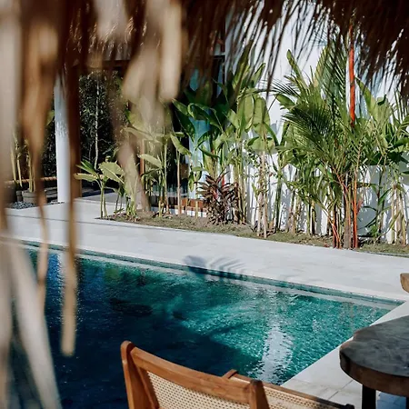 Petra Bianca Uluwatu-2