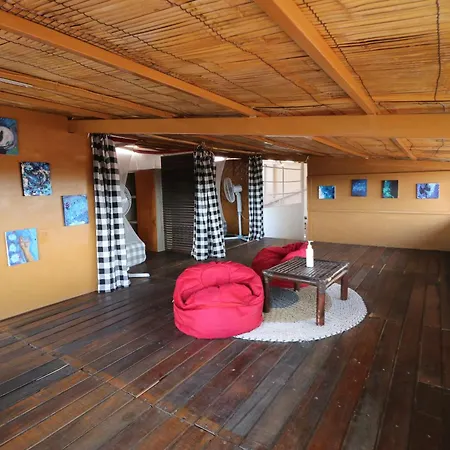 Seabreeze Hostel Bali-2