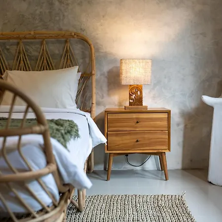 Little Boutique Hotel 102 - 30M From Beach-3