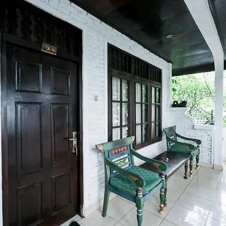 Urbanview Hotel Ananda Beach Sanur-2