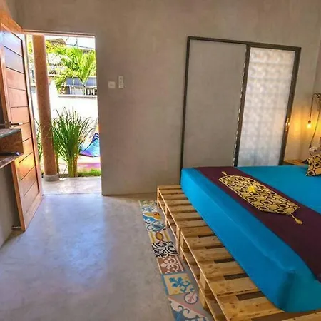 Surfer Garden-2