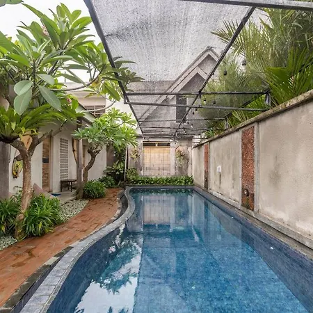 Surfer Garden-3