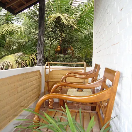 Taman Ayu Homestay Munduk Mitra Reddoorz-3