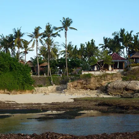 Secret Point Huts-3