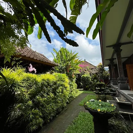 Jana'S Homestay-3