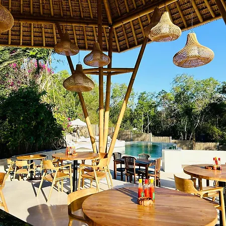 Tregge Surf Camp Uluwatu-2