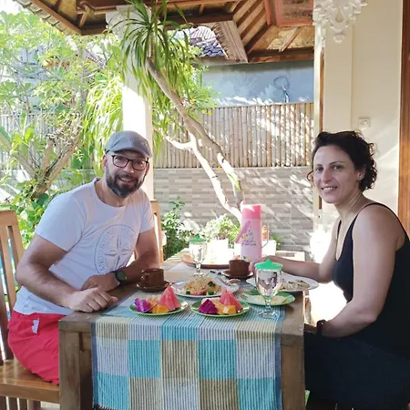 Green Palace Homestay-3