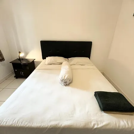 Paradise Inn-2