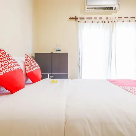 Super Oyo 1654 Maha Bharata Kuta Inn-3