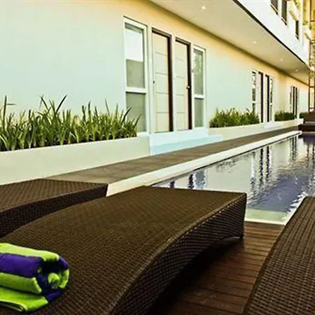 Eazy Suite-3