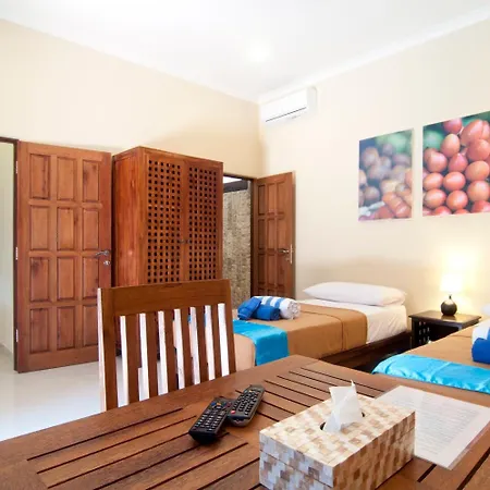 Lovina Oasis Hotel-3