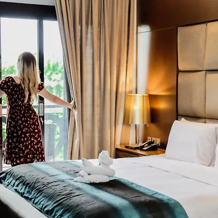 Amaroossa Suite Bali-3