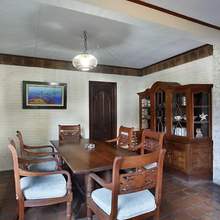 Pondok Agung Bed & Breakfast-2