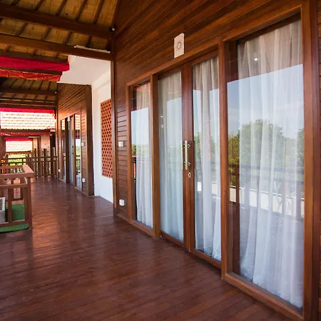 Lembongan Cempaka Villa & Restaurant-3