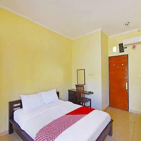 Oyo 91485 Agung Parigata Residence-3