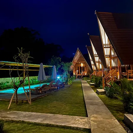 Castaway Island Hostel-3