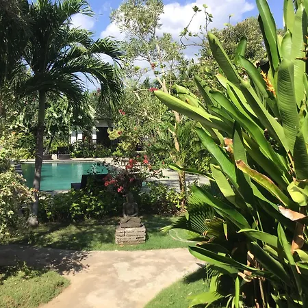 Taman Dewi Sri Villa Et Bungalow-2