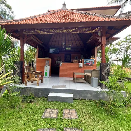 Mushroom Beach Bungalows-3