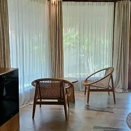 Emocean Beach Boutique Dive Resort-3
