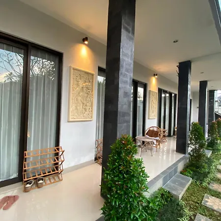 Queens Villa-3