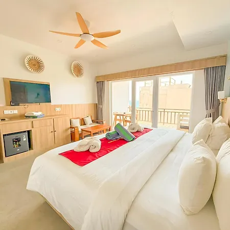 Solaluna Beach Homestay-3