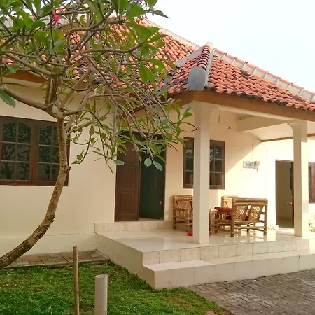 Sunny House Jimbaran-3