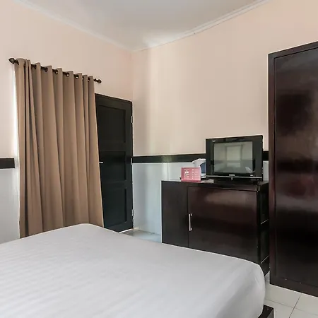Zen Rooms Legian Nakula 1-3