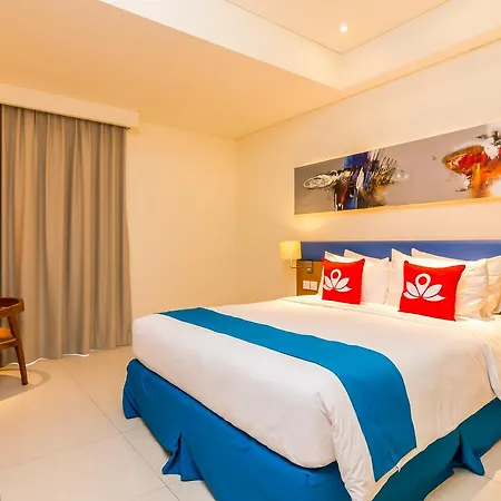 Zen Rooms Kuta Square Mall-3