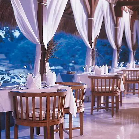 Nusa Lembongan Resort-2