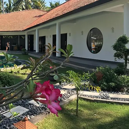 Villa Rizki Candidasa-2