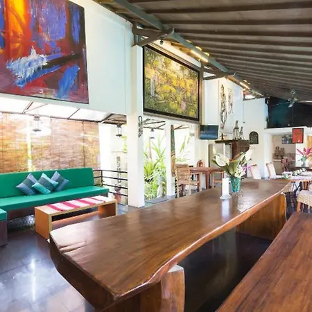 Aqua Octaviana Bali Villa-3