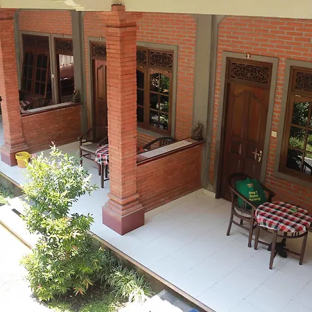 Citrus Tree B&B - Arik-3