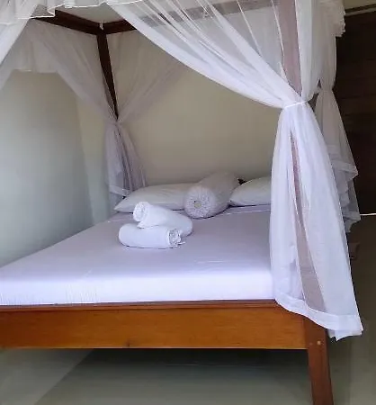 Warung Jemeluk & Home Stay-2