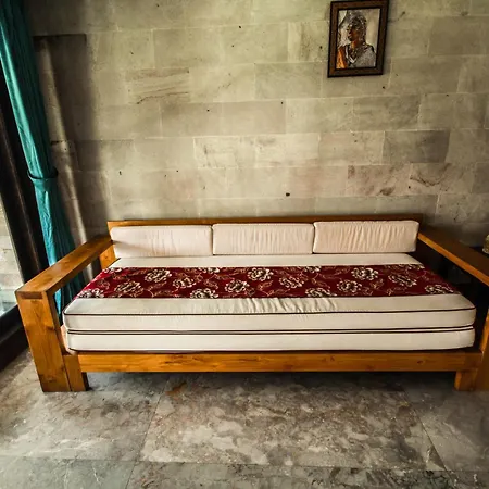 Saudara Home Ubud-2