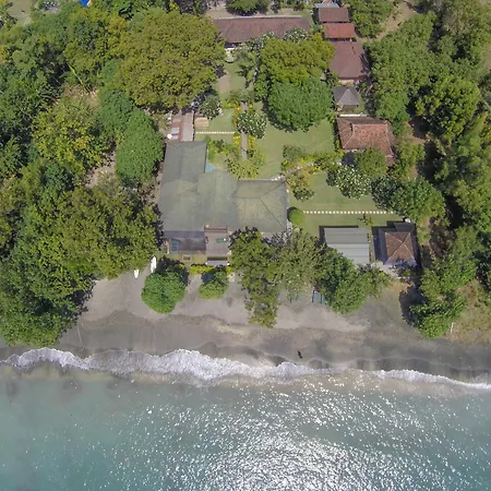 Reef Seen Divers' Resort-3