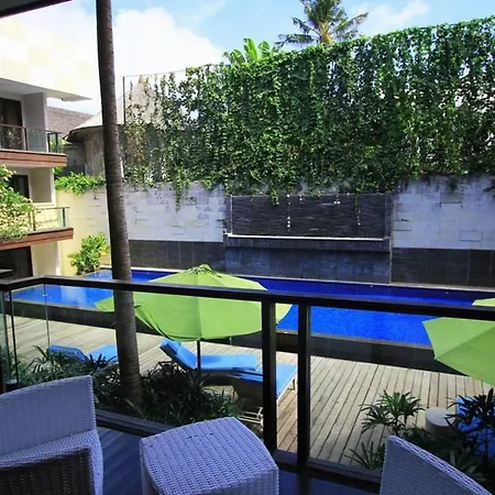 Zen Rooms Kuta Beach Poppies Lane-3