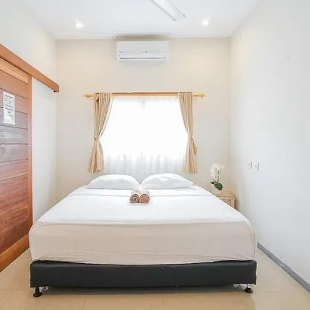 Surfer Paradise Villas-3