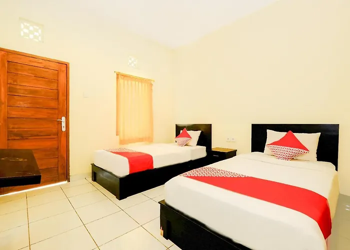 Oyo 2521 Uluwatu Cahya Guest House