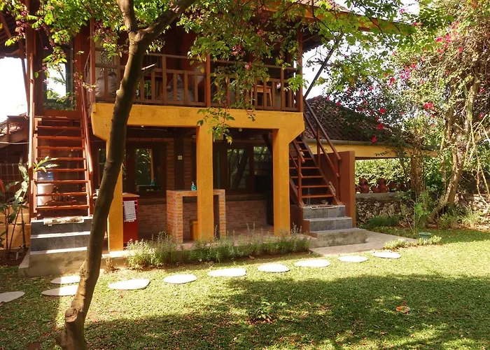 Bed and Breakfast Petit Tree Seminyak