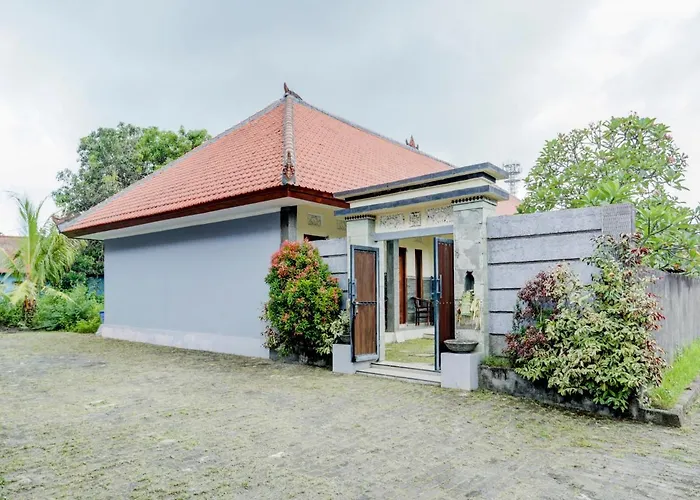Oyo 90711 Blembong Homestay ジンバラン