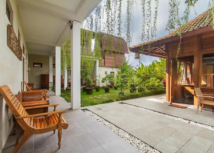 Graha Petulu Ubud By Genuinehost
