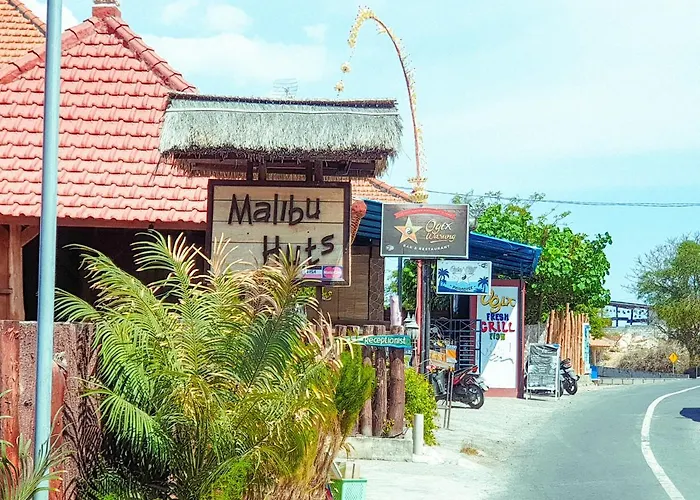 Malibu Huts Hotel Semaya