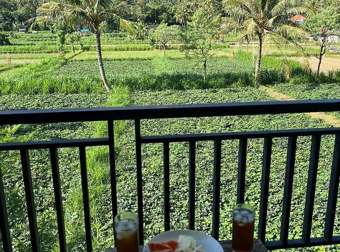 Mesari Homestay & Warung Amed 