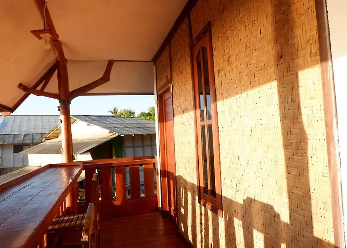 Hotel Santai Warung Bali Pecatu