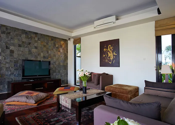Temple Hill Residence Villa Jimbaran  with Pool