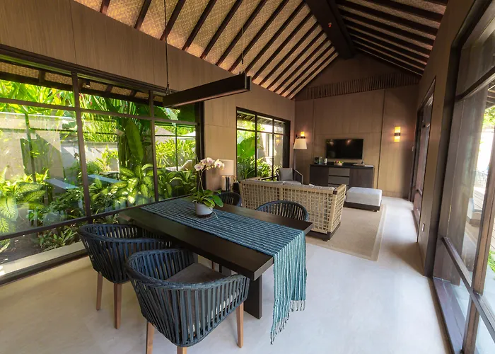 Nirjhara Hotel Tanah Lot 