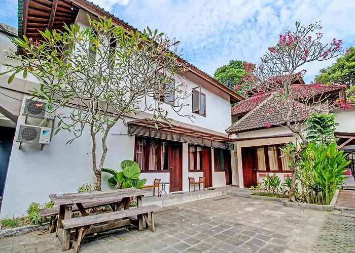 Collection O 91300 Sunny Side Villa Seminyak